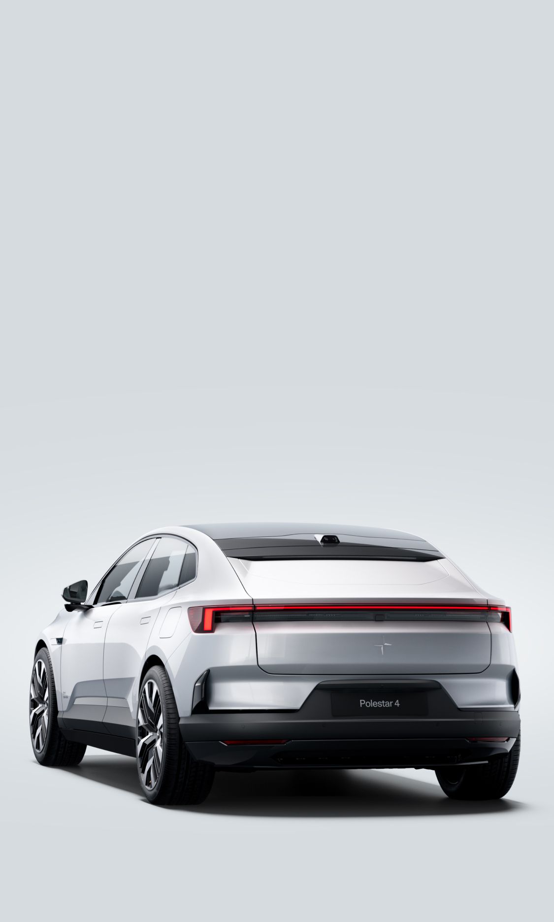 Polestar deals new model